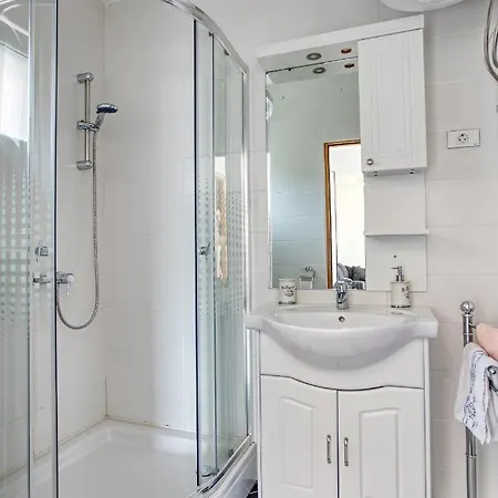 With Parking Space Stupin Celine, - 19462 Rogoznica (Sibenik-Knin)