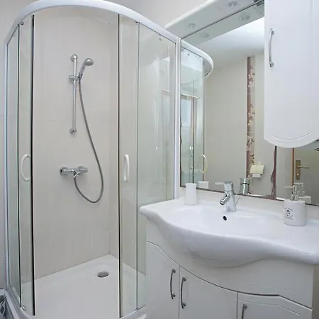 With Parking Space Stupin Celine, - 19462 *