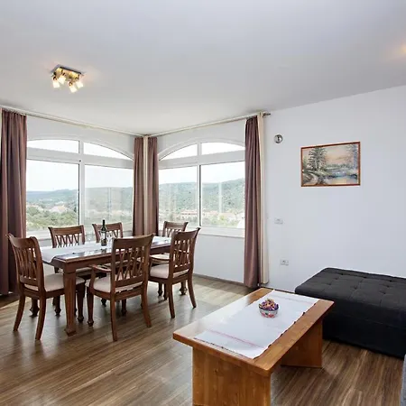 Apartment With Parking Space Stupin Celine, - 19462 *