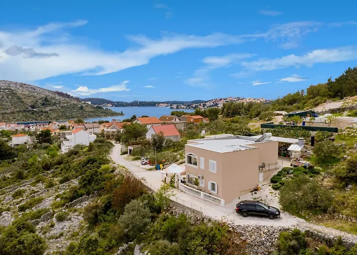 With Parking Space Stupin Celine, - 19462 *