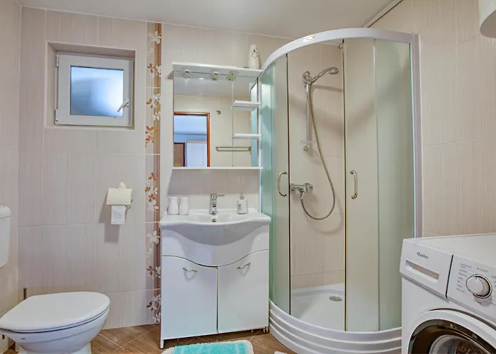 With Parking Space Stupin Celine, - 19462 Appartement *